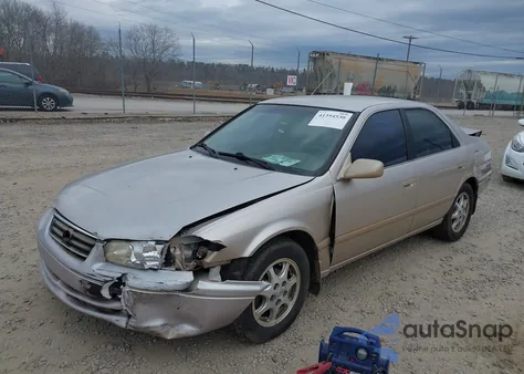 2000 Toyota Camry Ce из США, поврежденный, VIN 4T1BG22K5YU943449